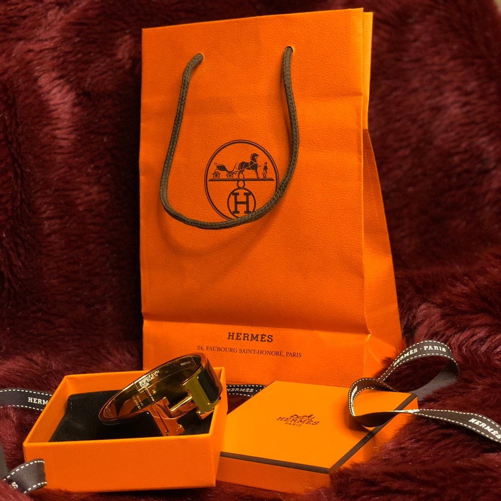 Hermes Clic Clac H Bracelet in Noir